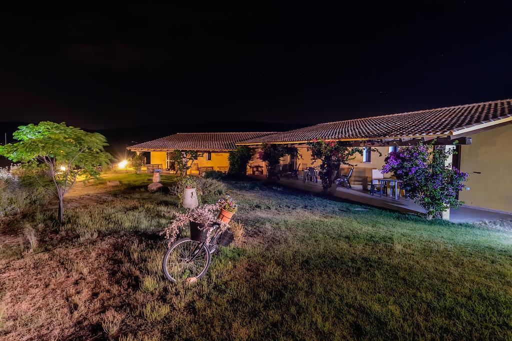 Agriturismo Lu Nodu Greuli Экстерьер фото